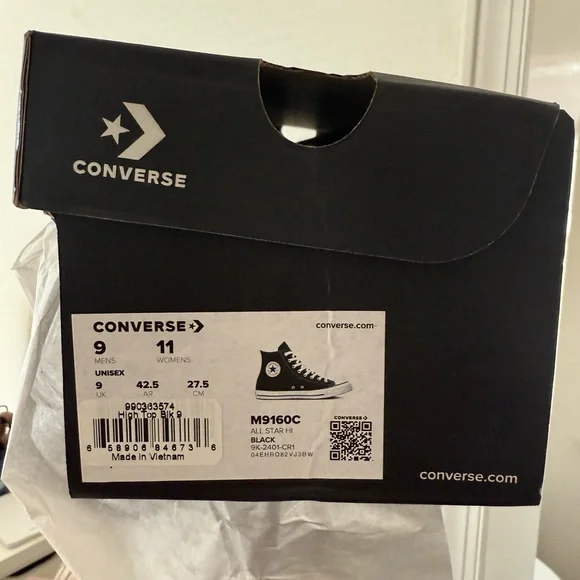 NWT Converse high tops - Picture 2 of 2